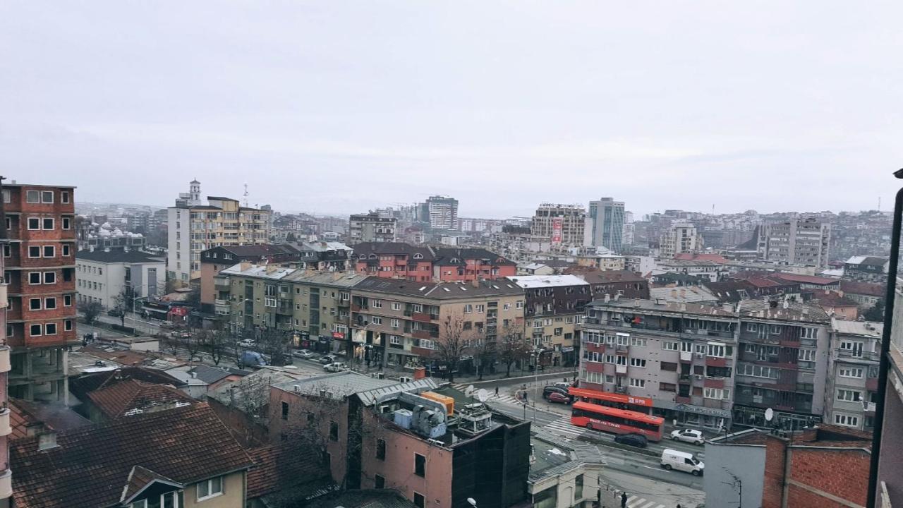 Welcoming In Prishtina Apartment Prishtine Bagian luar foto