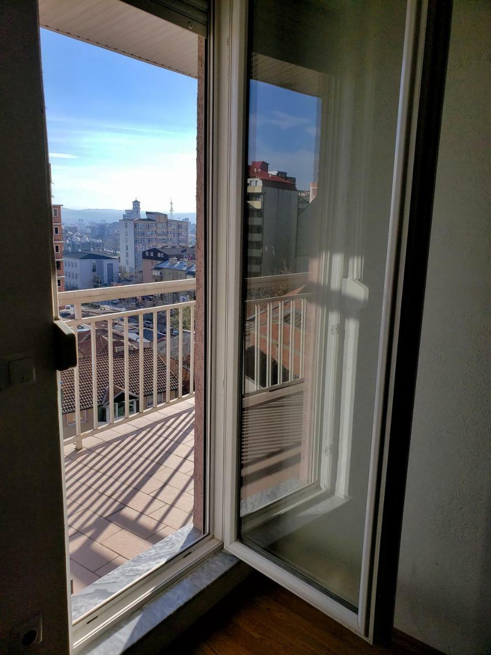 Welcoming In Prishtina Apartment Prishtine Bagian luar foto